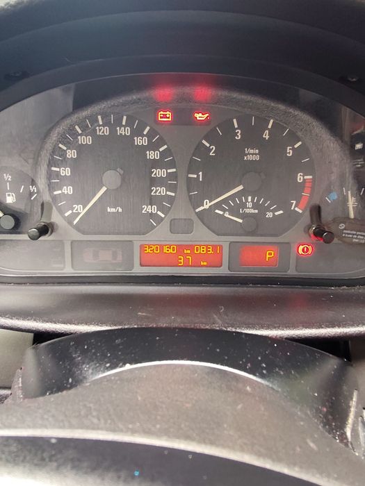 BMW E46 318i caixa automática