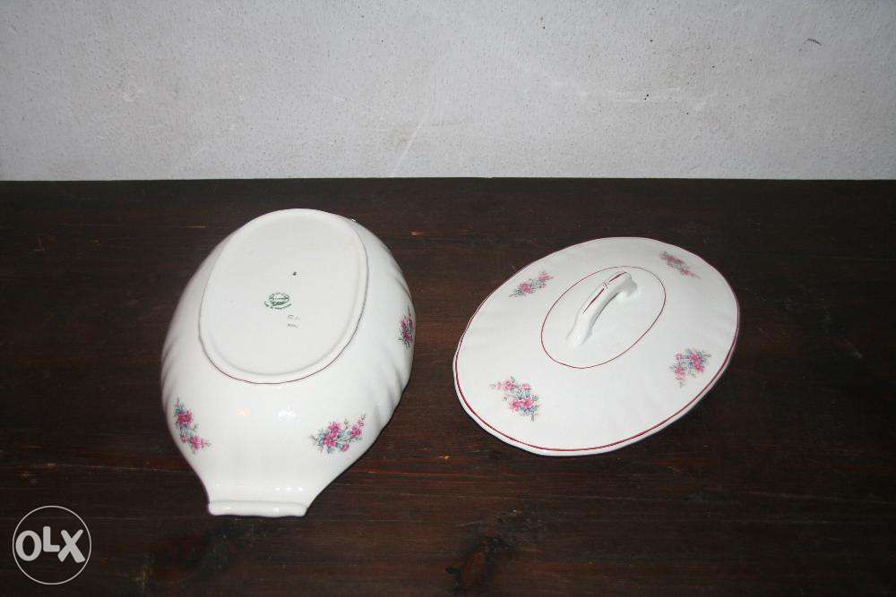 Terrina com Tampa Sacavém