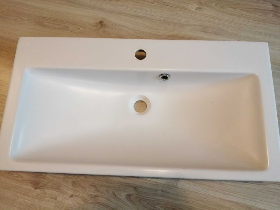 Umywalka 80x42x5,5