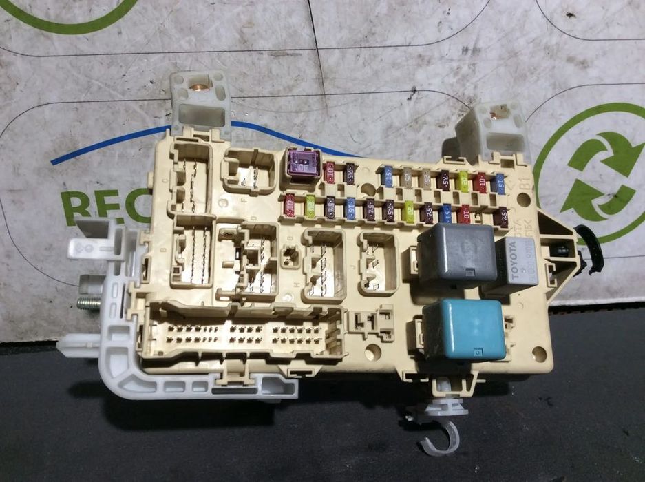 Centralina confort Toyota Corolla E12