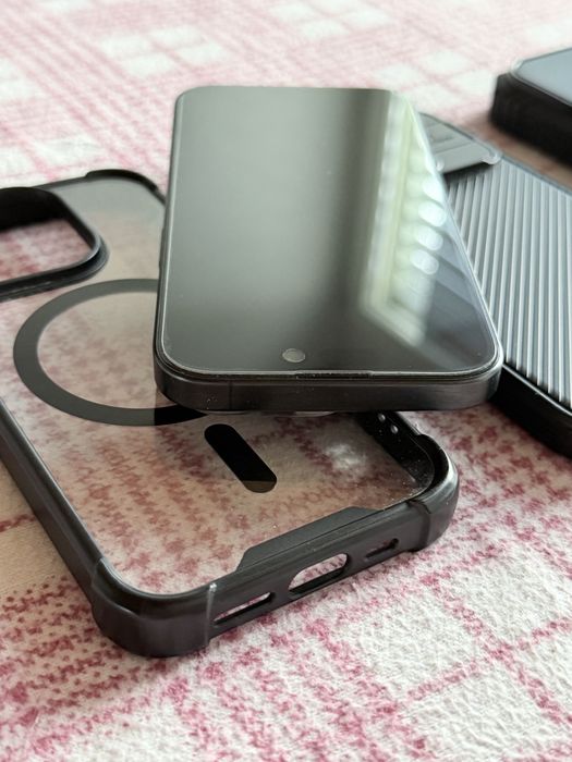 Apple iPhone 15 Pro, 128 GB.