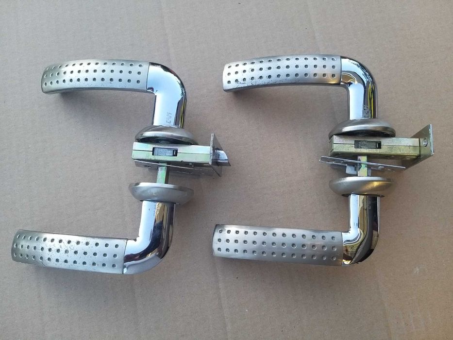 Ручки для міжкімнатних дверей