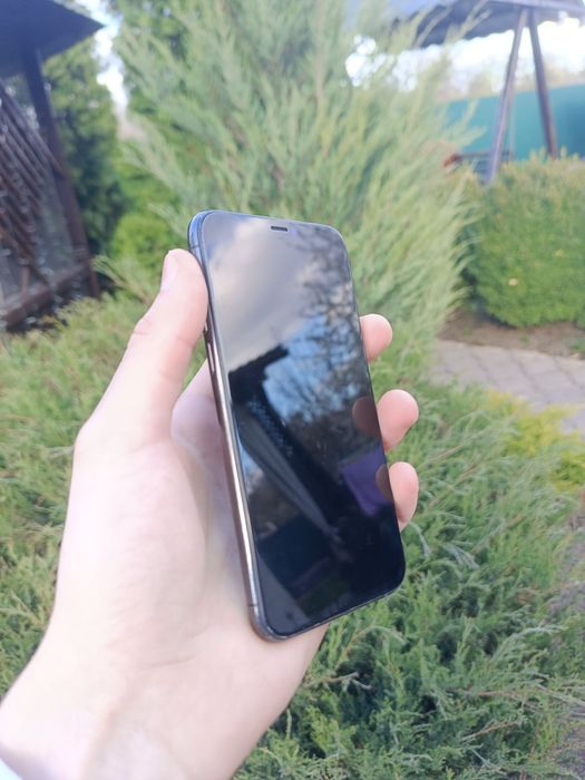 Iphone 11 pro 256gb iCloud lock