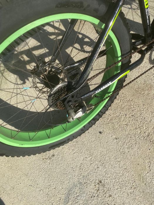 Bicicleta aro 26 jantes largas fatbike