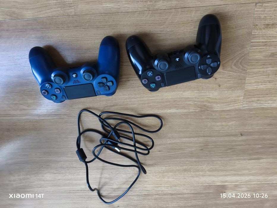 Ps 4 Pro 1tb plus gra