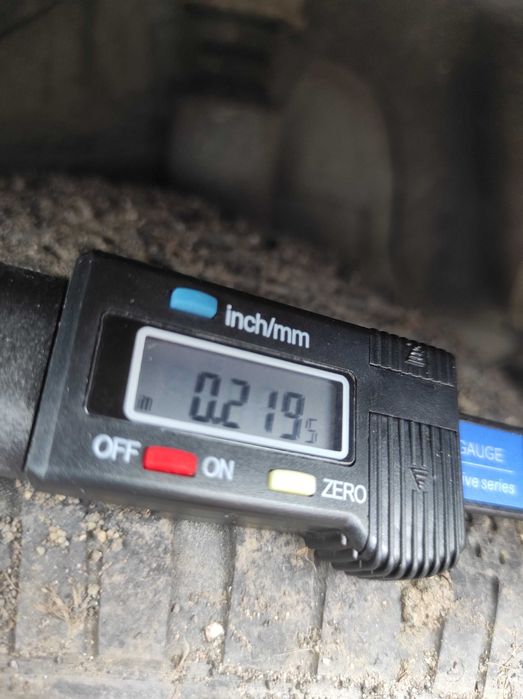 BMW Seria-1 E87 i inne, Felgi aluminiowe z oponami,7X16 ET44 205/55R16