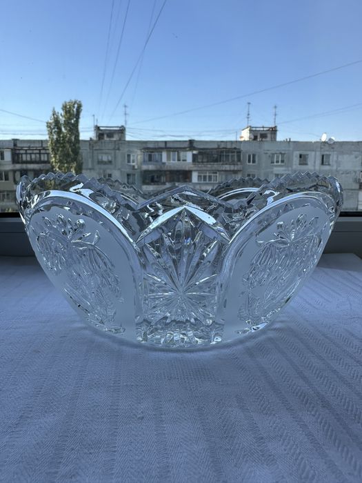 Салатница хрустальная