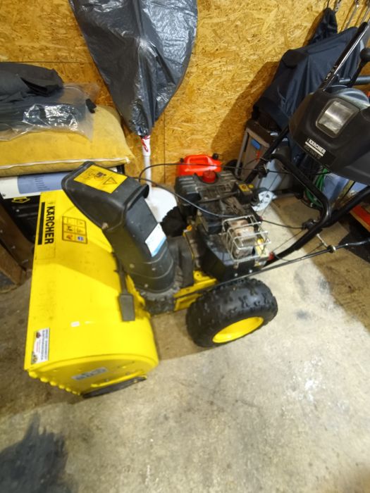 Ospalinowa dsnieżarka Karcher 10hp z rozruchem el.
