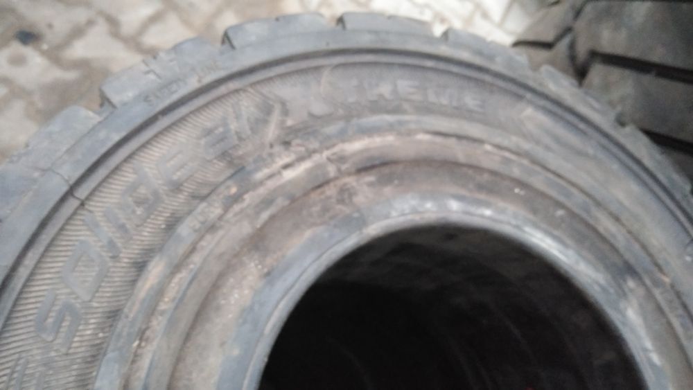Opony pełne 23x9-10 solideal sit clik wózek widłowy Linde toyota hyste