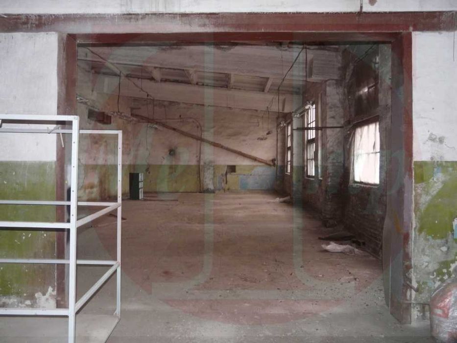 Здам виробничо-складське приміщення по вул. Сурікова/Хіміків, 257 м2