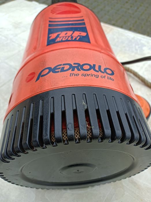 Bomba submersível PEDROLLO