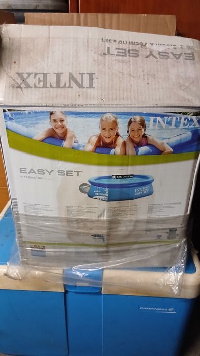 Piscina Nunca Usada