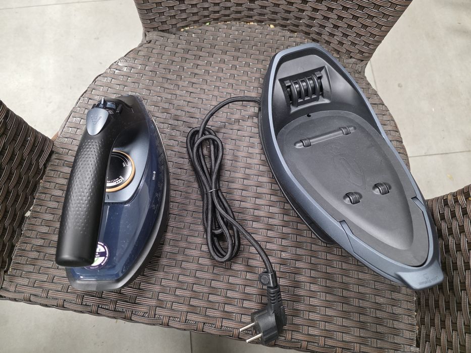 Żelazko Parowe Rowenta DE6725, 2600 W, Super Stan