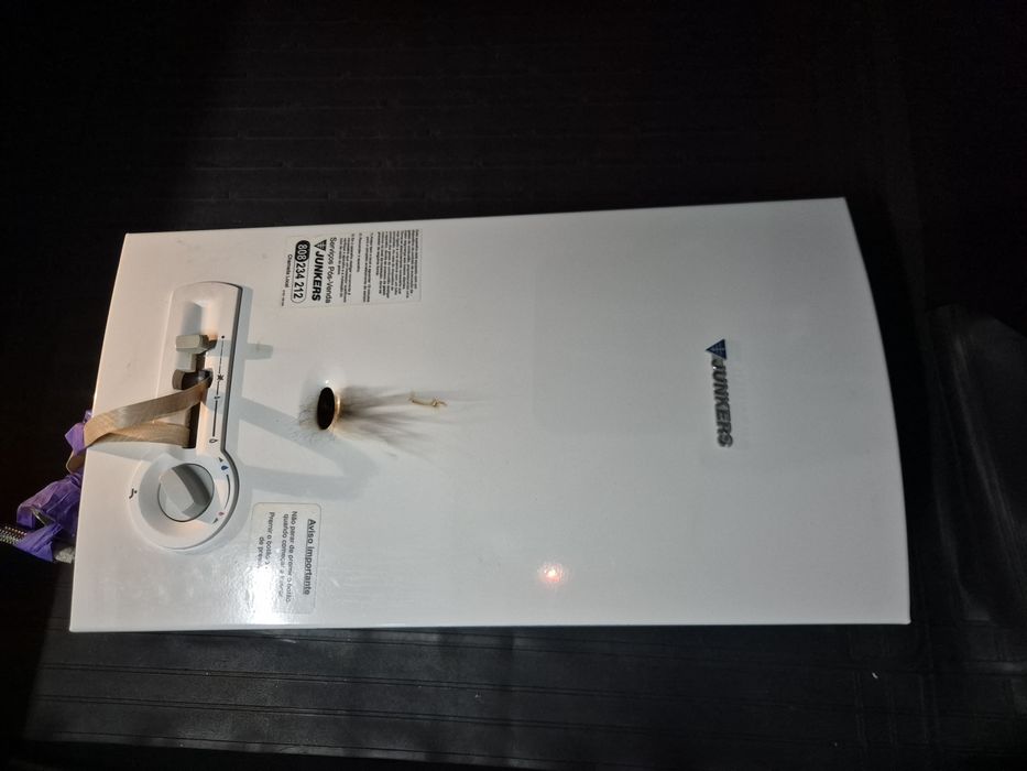 Esquentador Junkers a funcionar