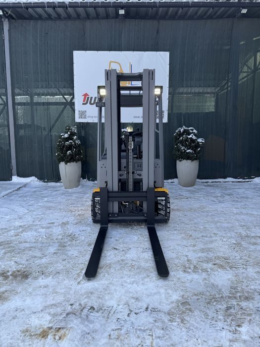 Електричний навантажувач Jungheinrich EFG 320 4400DZ