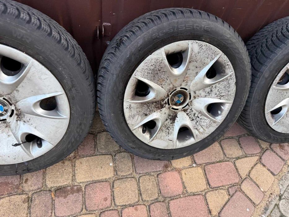 Felgi koła stalowe z oponami zimowymi BMW E90 E91 E92 E81 E87 E82