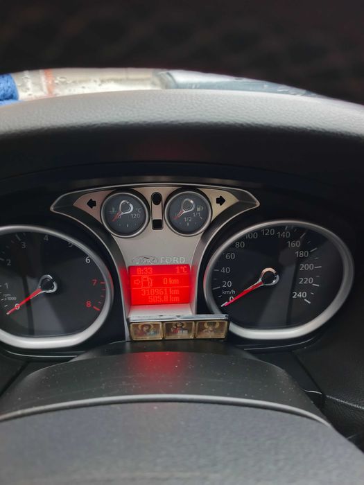 Продаж Форд фокус 2 рест