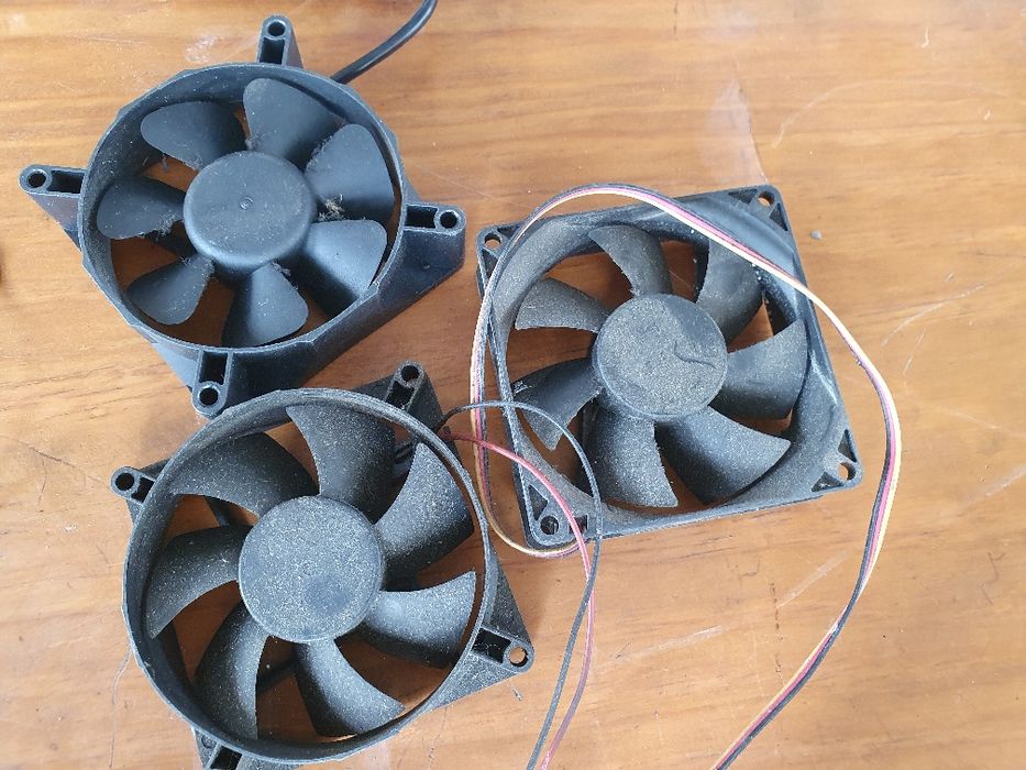 Ventoinhas de 5 e de 12volts diversos tamanhos 100% funcionais