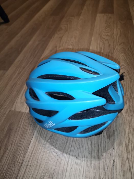 Kask rowerowy firmy Wolt