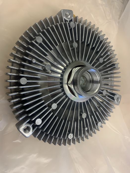 Віскомуфта Audi A6 C5 2.5 059121350F муфта охолодження