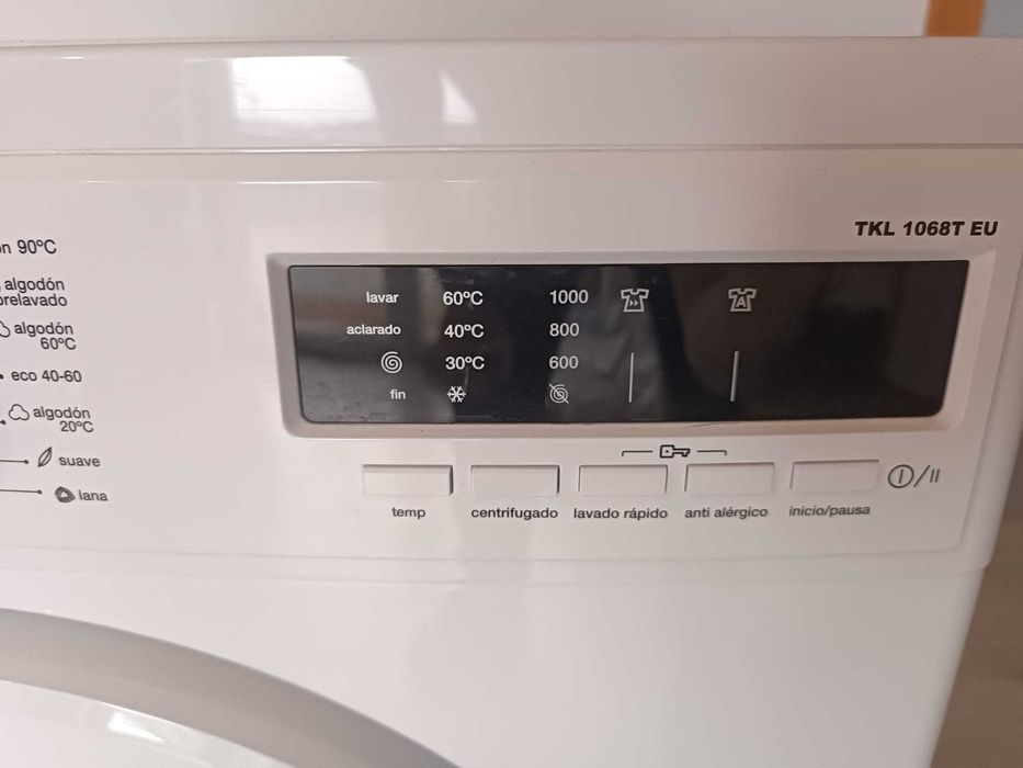 Vende-se: Máquina de Lavar Roupa TEKA TKL 1068T EU