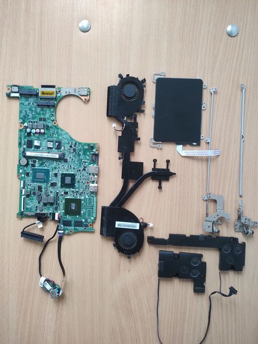 Запчастини HP 15-eh, Lenovo Z710, Acer V5-572G та  інші моделі .