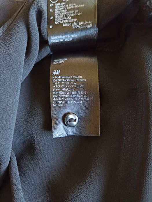 Blusa preta assimétrica M, H&M
