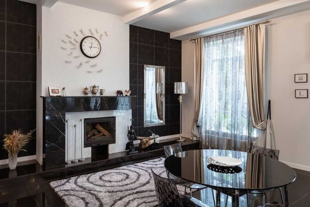 Будинок для великої сім'ї  45 км від Київа.