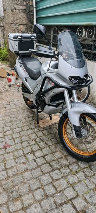 Aprilia pegaso 650