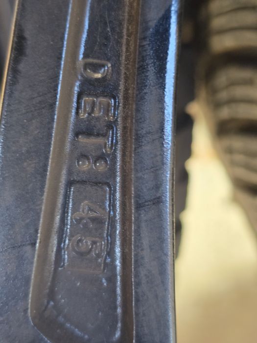 Felgi Aluminiowe Audi A4 B8 A5 8T 5x112 ET 45 8jx19H2  GT6-8019