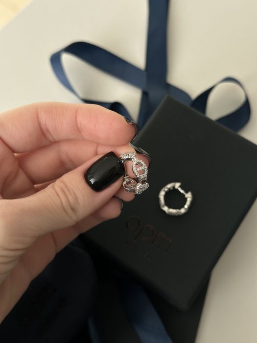 сережки Apm Monaco