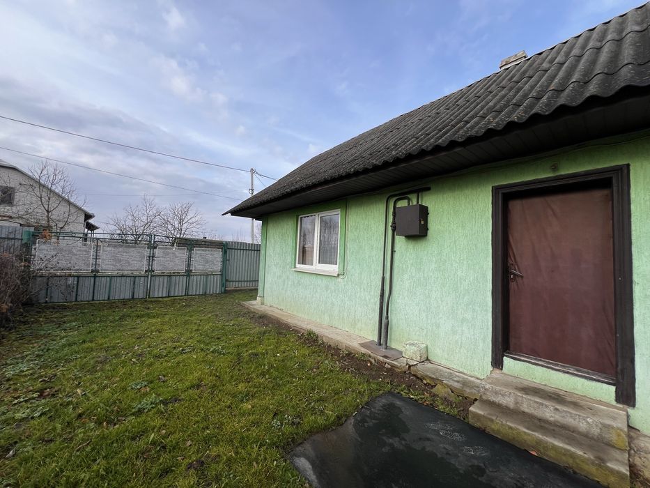 Продаж будинку у Яворівському районі/ с. Чернилява