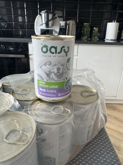 Puszki karmy Oasy „kaczka” 10+1 gratis