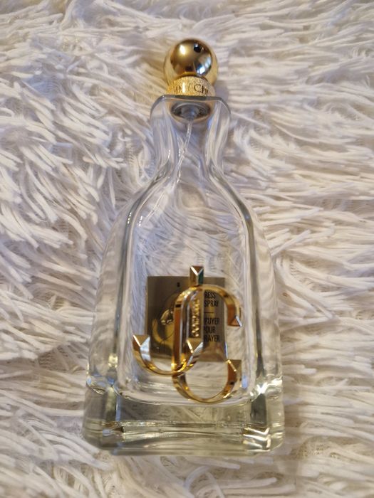 Pusta butelka po perfumie