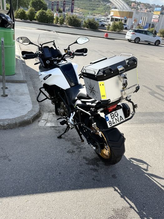 QJ motor 700cc (procuro carrinha comercial L2 media)( com garantia de fabrica ate 2030)