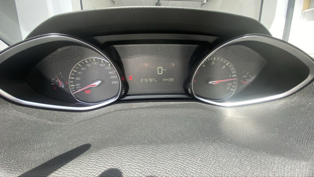 Peugeot 308 Allure 1.6 e-HDi 115 cv