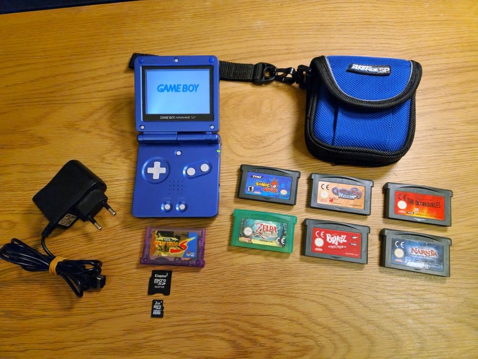 Game Boy Advance SP + Etui + Gry + Ładowarka  + Śrubokręty