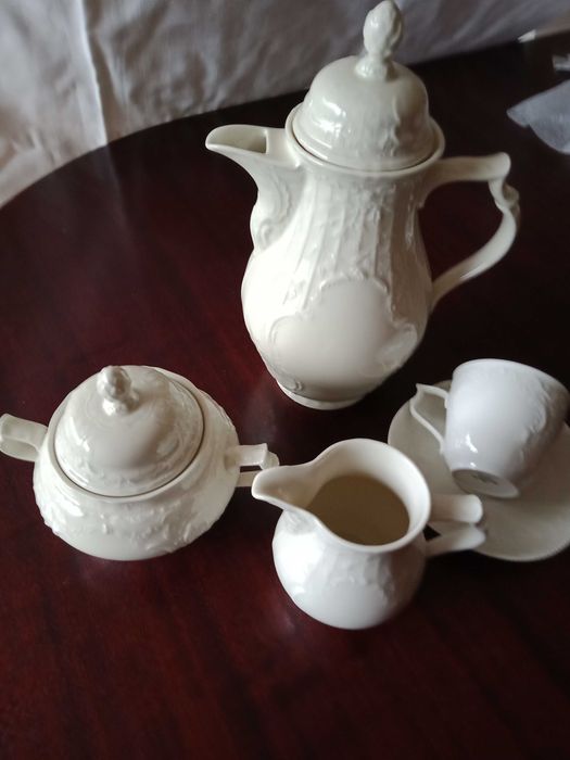 Porcelana Rosenthal Sanssouci  ecru  obiadowy na 12 os,  kawowy na 6os