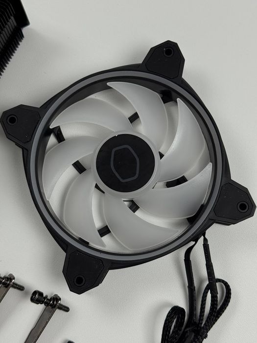 Кулер для процесора Cooler Master Hyper 212 Halo (RR-S4KK-20PA-R1)