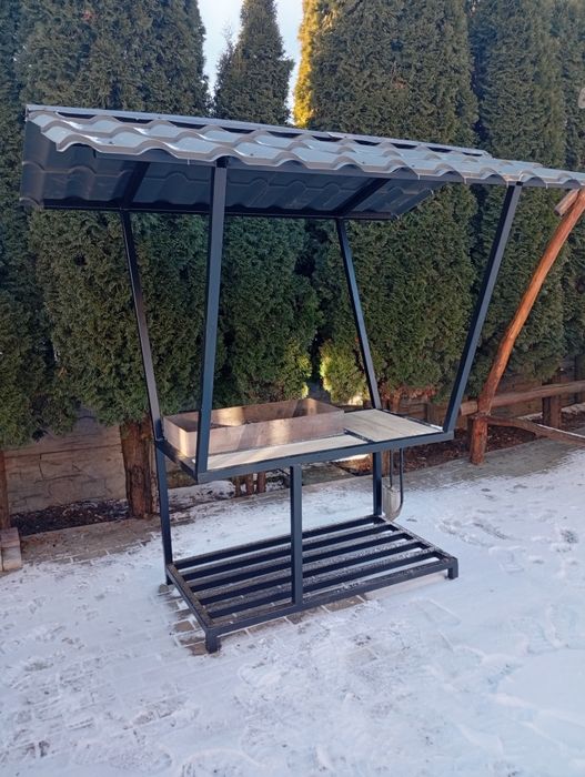 Продам мангал з дашком.