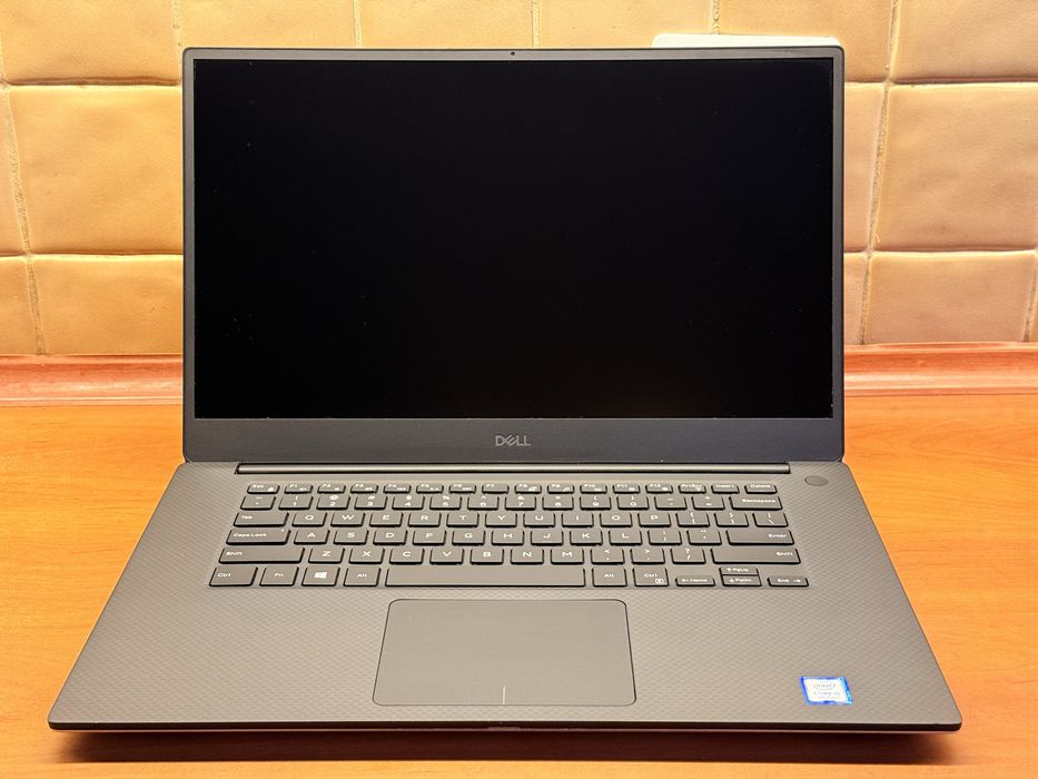 Dell XPS 15 7590 i5-9300H 16Gb 256Gb FHD GTX 1650