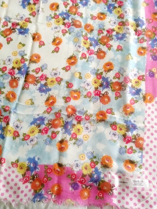 Lenço floral italiano