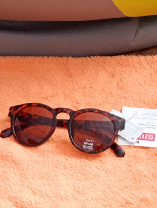Nowe okulary przeciwsłoneczne damskie