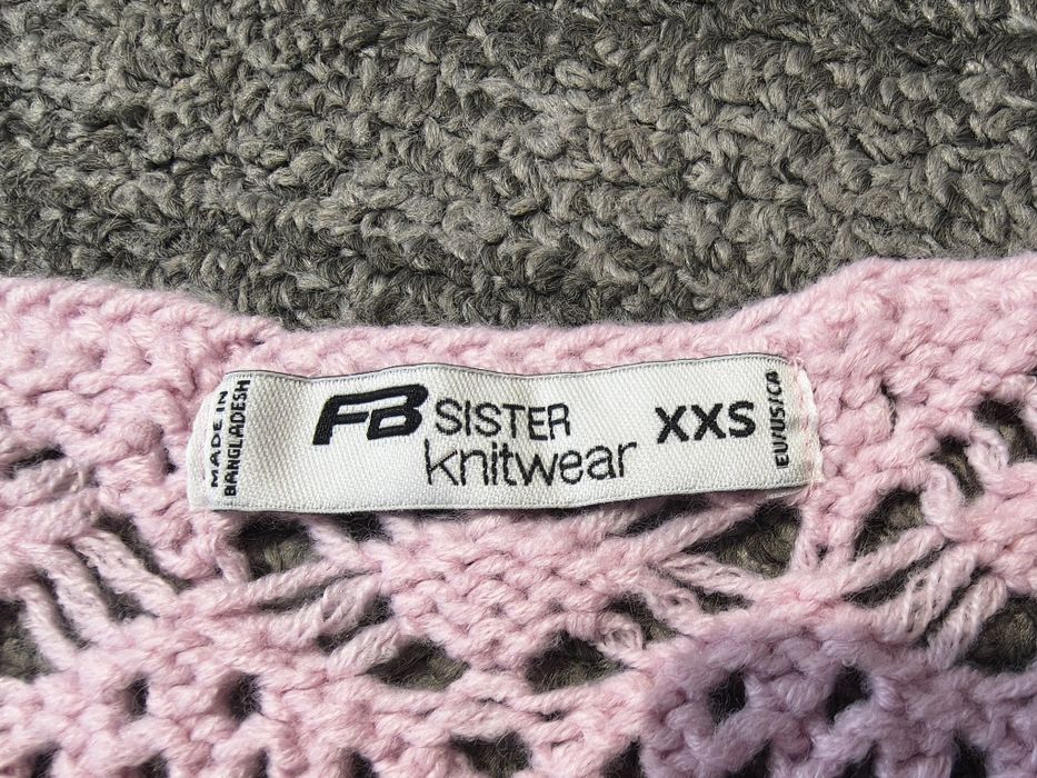 FB Sister New Yorker crop top bluzka różowa rozmiar XXS