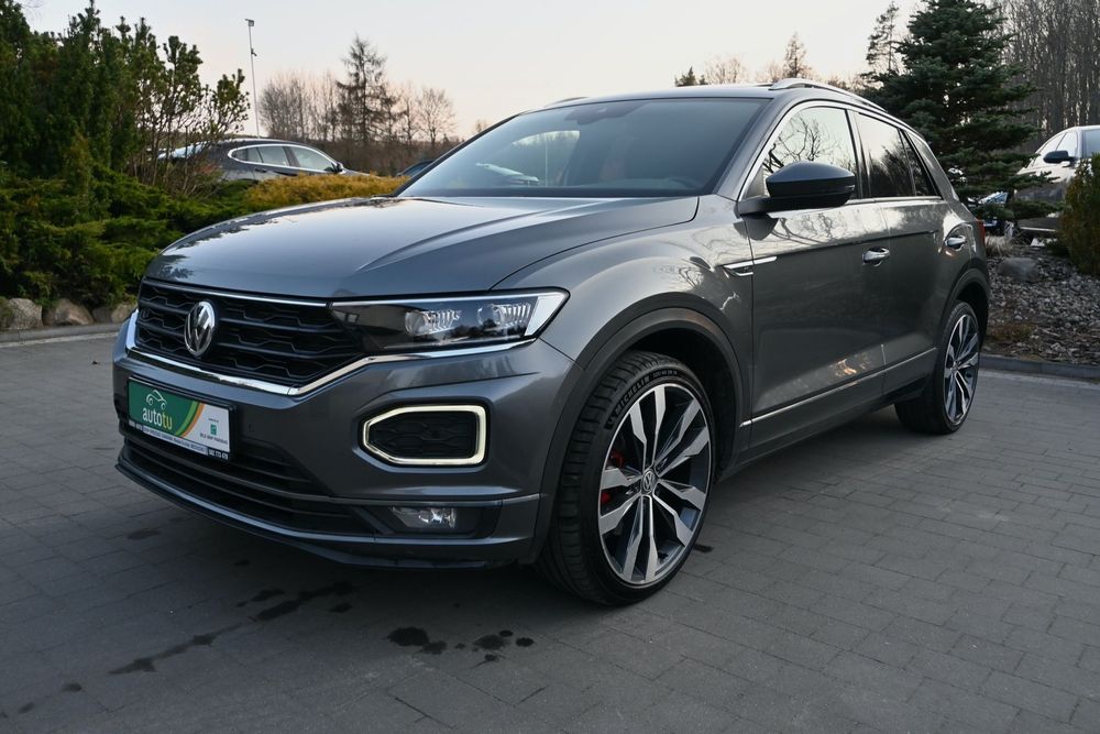 Volkswagen T-Roc 1,5 TSI 150 KM R-LINE Panorama Nawigacja Virtual Tacho FULL