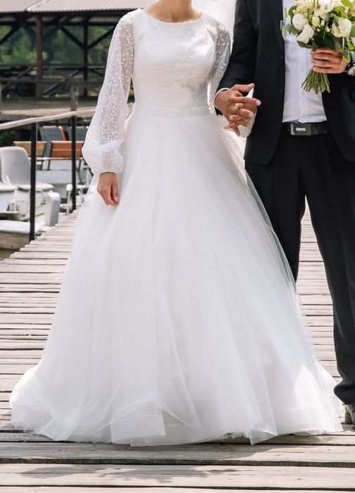 Весільна сукня айворі