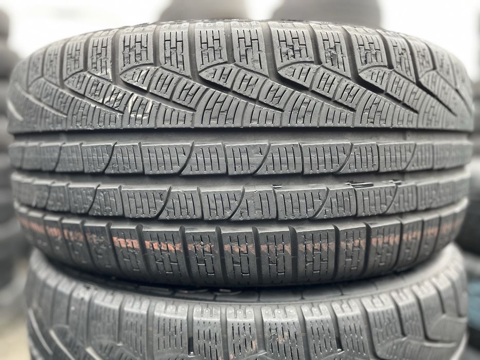 235/40/R19 (Зима) Pirelli Sottozero Winter