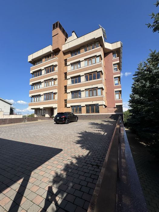 Продаж квартири в клубному будинку. Є бомбосховище