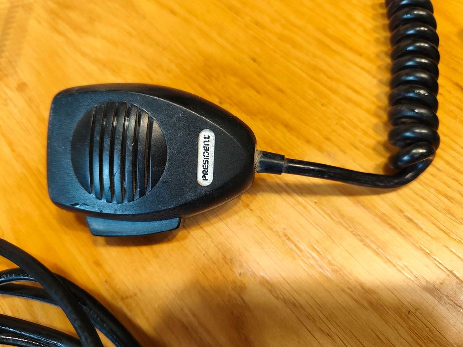 CB radio President Walker: ASC, komplet, antena jako dodatek.