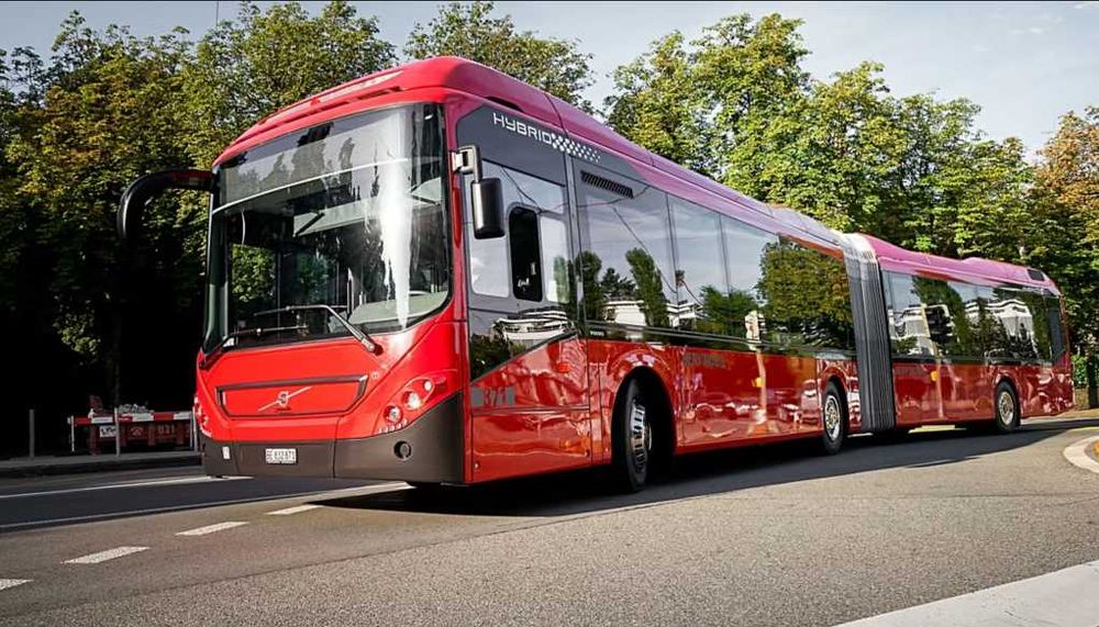 Автобус Volvo 7900E "Гармошка" (резина), поворот колёс, двери, 40 см